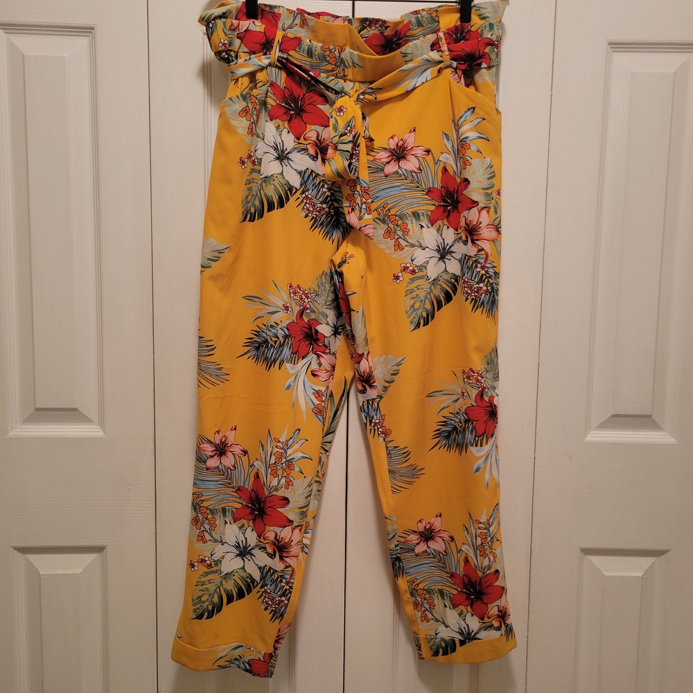 Soho Vibrant Yellow Floral Ankle Pants